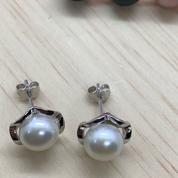 Natural Freshwater Pearl Stud Earrings S 925 - Picture 9 of 10